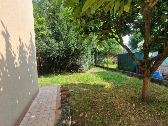 Villa Indipendente in vendita a Casalmoro, Lombardia