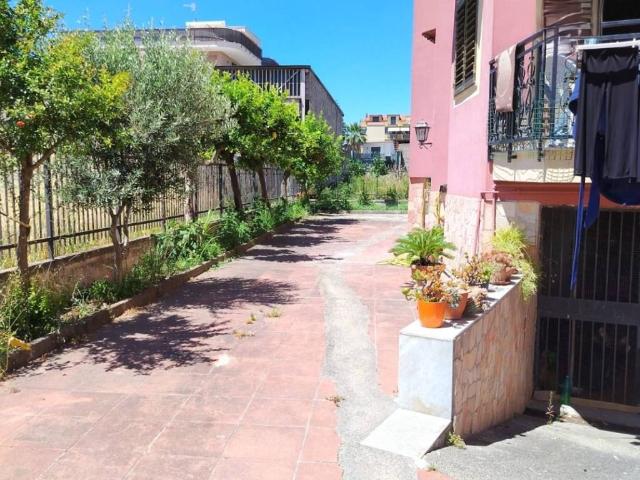 Villa Indipendente in vendita a Casalnuovo Di Napoli, Campania