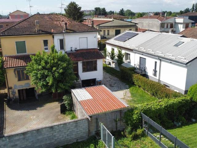 Villa Indipendente in vendita a Ducatona, Casalpusterlengo