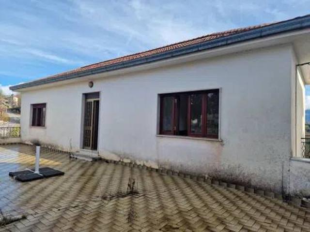 Villa Indipendente in vendita a Casalvieri, Lazio