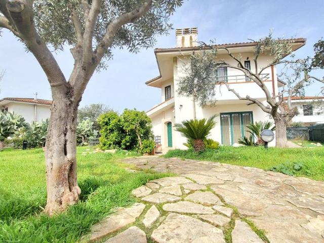 Villa Indipendente in vendita a Barialto, Puglia