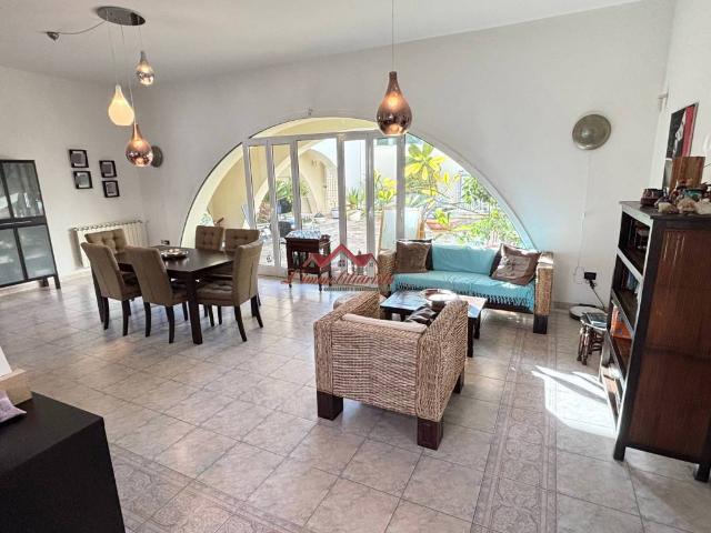 Villa Indipendente in vendita a Barialto, Puglia