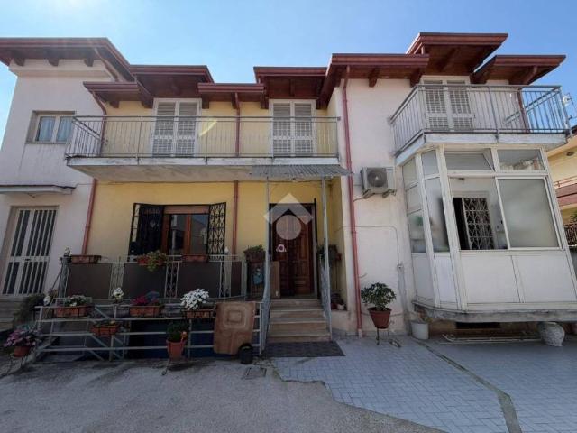 Villa Indipendente in vendita a Casandrino, Campania