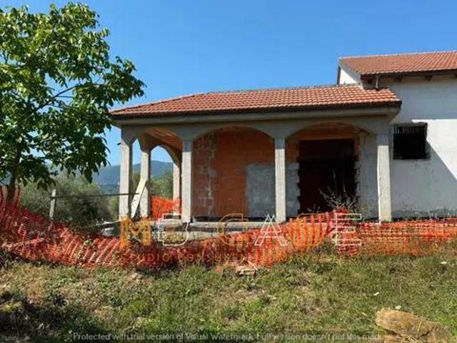 Villa Indipendente in vendita a Casanova Lerrone, Liguria