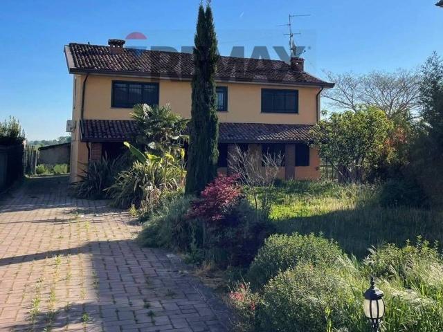 Villa Indipendente in vendita a Casanova Lonati, Lombardia