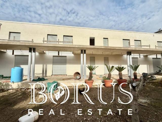 Villa Indipendente in vendita a Casapesenna, Campania