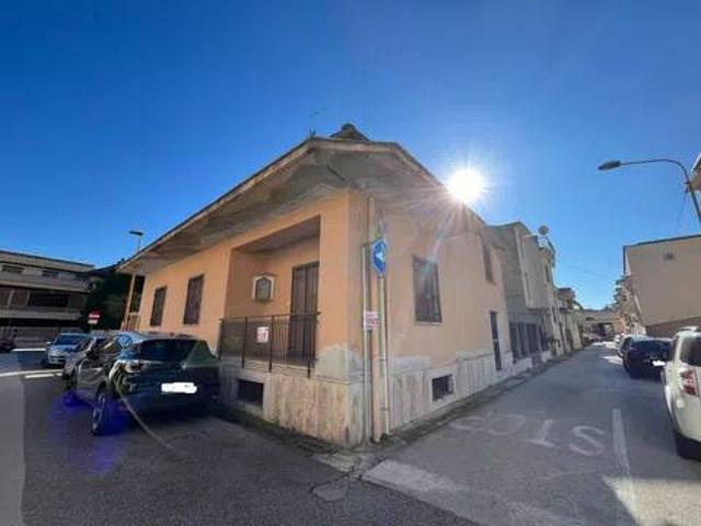 Villa Indipendente in vendita a Casapulla, Campania