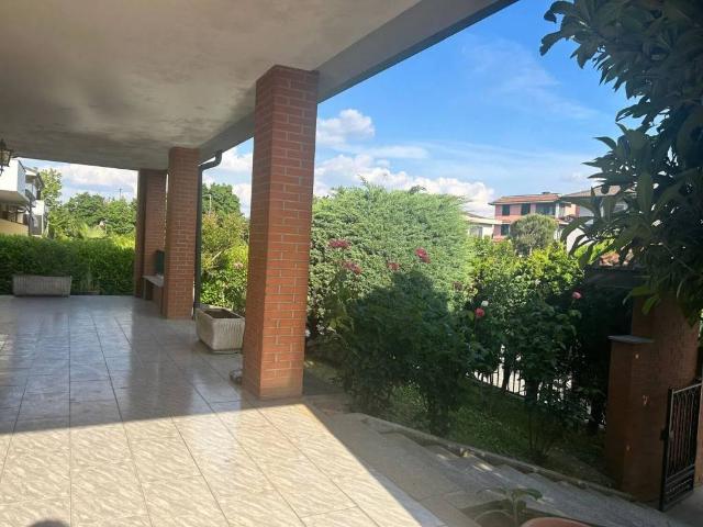 Villa Indipendente in vendita a Unione dei Comuni I Fontanili, Casarile