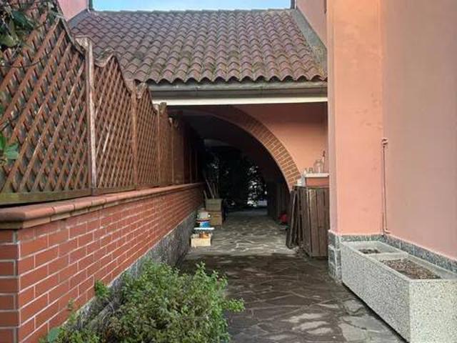 Villa Indipendente in vendita a Unione dei Comuni I Fontanili, Casarile