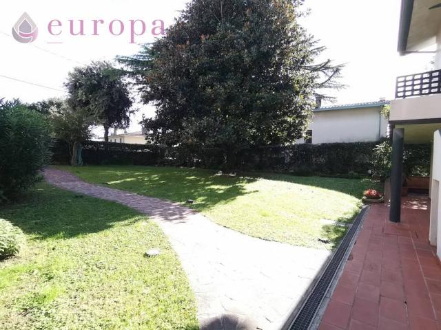 Villa Indipendente in vendita a San Giovanni di Casarsa / San Zuan, Casarsa della Delizia / Cjasarse