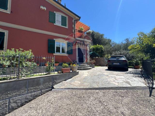 Villa Indipendente in vendita a Verici superiore, Casarza Ligure