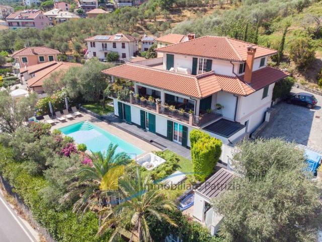Villa Indipendente in vendita a Novano, Casarza Ligure