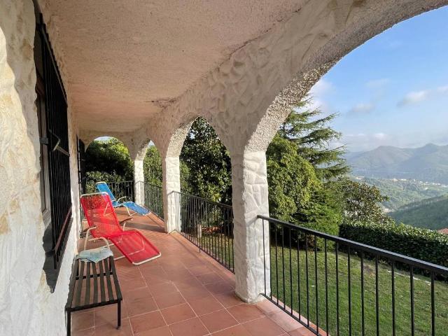 Villa Indipendente in vendita a Verici superiore, Casarza Ligure