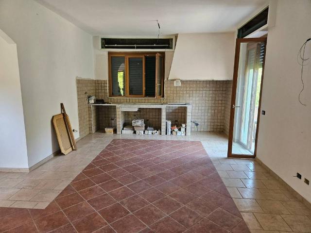 Villa Indipendente in vendita a Castiglione Chiavarese, Liguria
