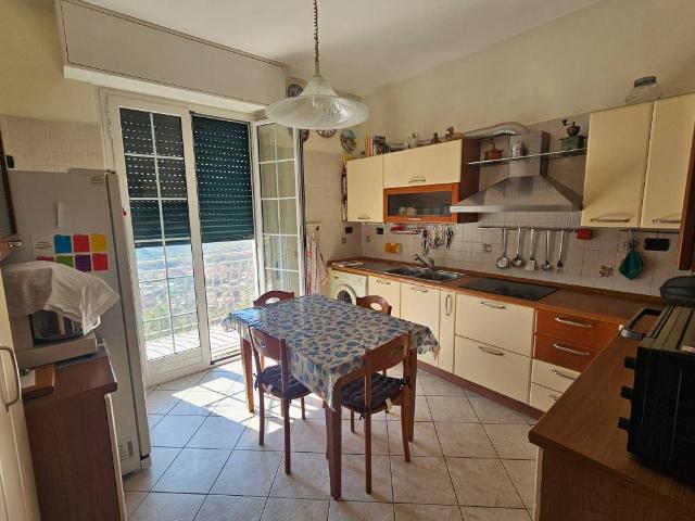 Villa Indipendente in vendita a Verici inferiore, Casarza Ligure