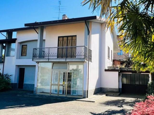 Villa Indipendente in vendita a Galgiana, Casatenovo