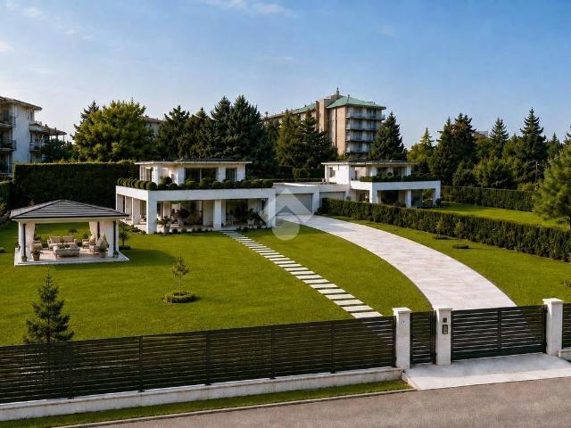 Villa Indipendente in vendita a Galgiana, Casatenovo