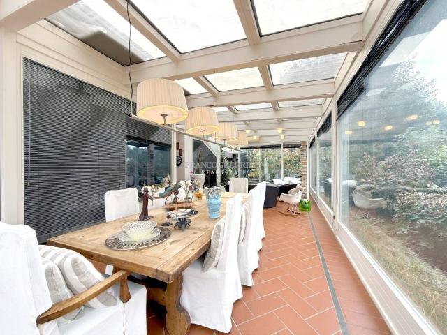 Villa Indipendente in vendita a Campofiorenzo, Casatenovo