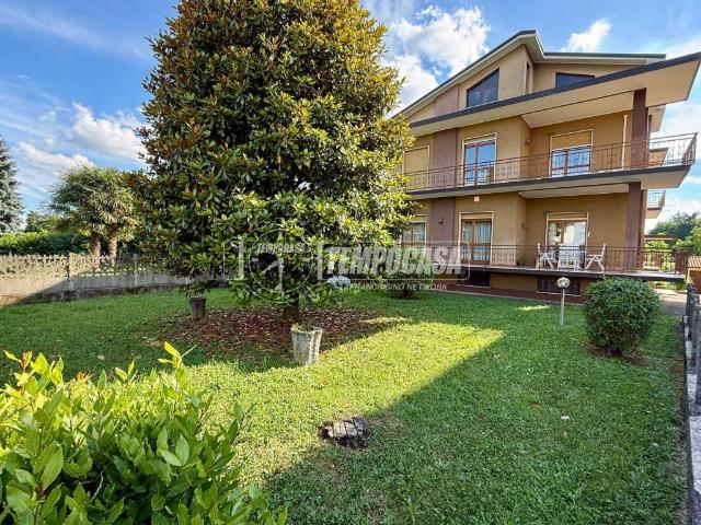 Villa Indipendente in vendita a Rogoredo, Casatenovo