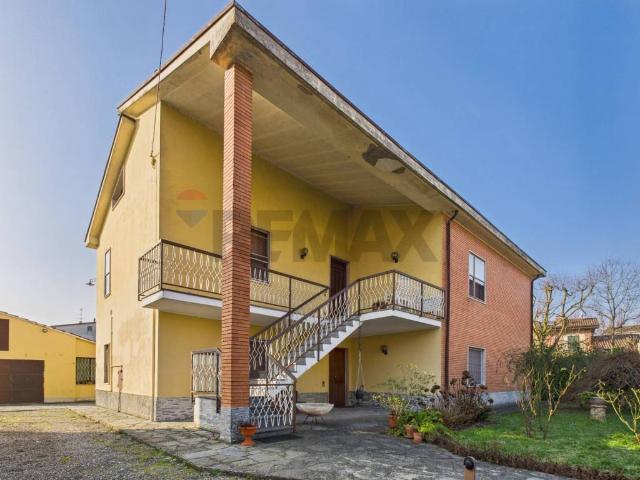 Villa Indipendente in vendita a Casatisma, Lombardia