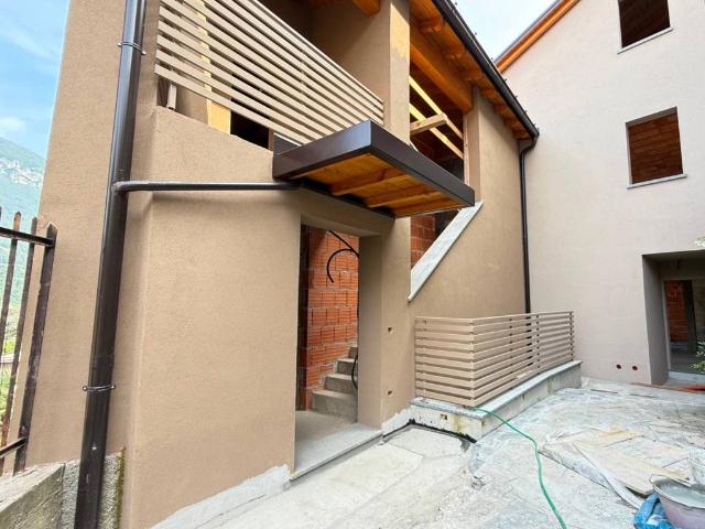 Villa Indipendente in vendita a Casazza, Lombardia