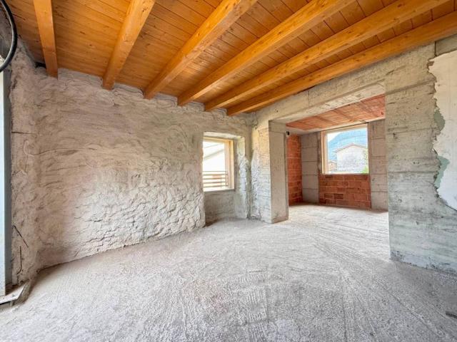 Villa Indipendente in vendita a Casazza, Lombardia