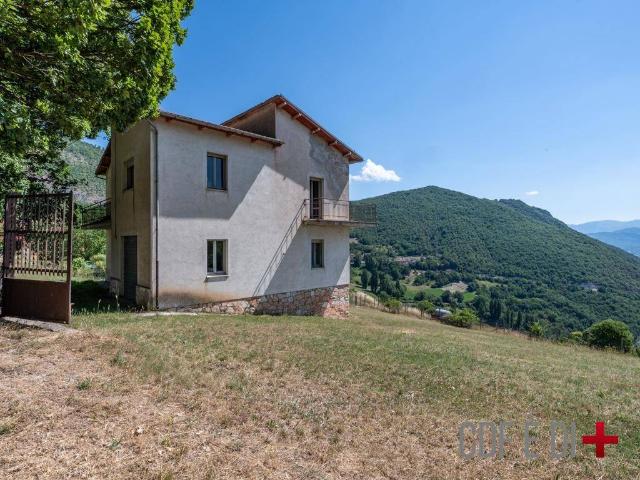 Villa Indipendente in vendita a Cascia, Umbria