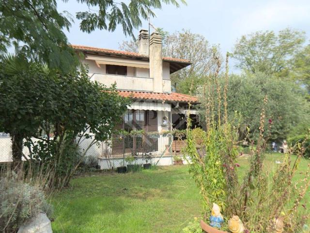 Villa Indipendente in vendita a Morosolo, Casciago