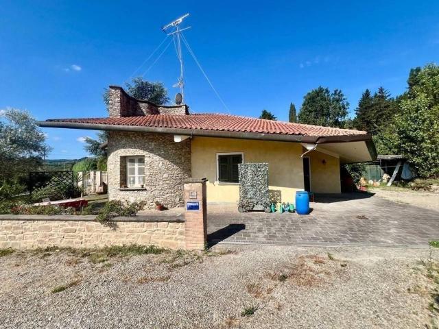 Villa Indipendente in vendita a Casciana Terme Lari, Lari
