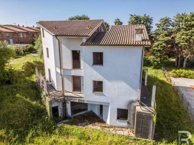 Villa Indipendente in vendita a Casciana Terme Lari, Casciana Terme