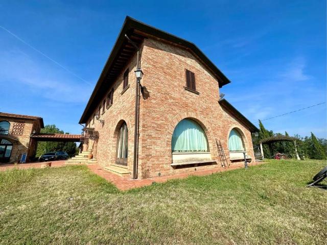 Villa Indipendente in vendita a Casciana Terme Lari, Casciana Terme