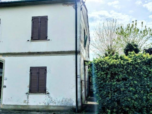 Villa Indipendente in vendita a Casciana Terme Lari, Perignano