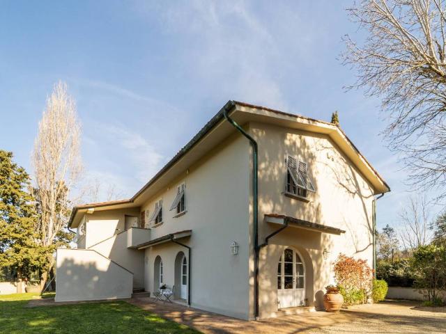 Villa Indipendente in vendita a Casciana Terme Lari, Lari