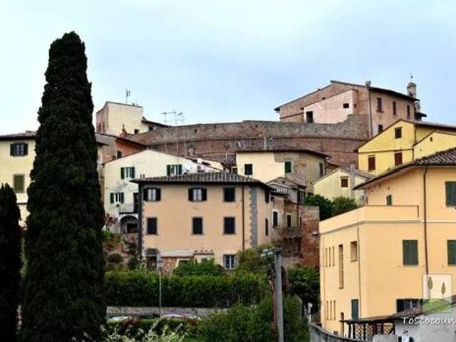 Villa Indipendente in vendita a Casciana Terme Lari, Lari