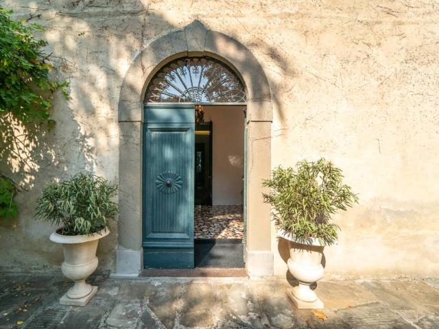 Villa Indipendente in vendita a Casciana Terme Lari, Lari
