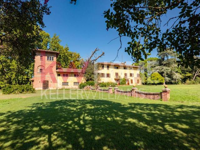Villa Indipendente in vendita a Casciana Terme Lari, Perignano