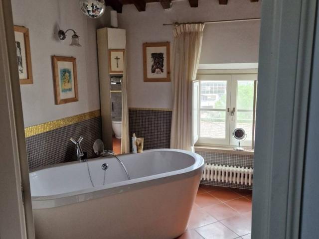 Villa Indipendente in vendita a Casciana Terme Lari, Perignano