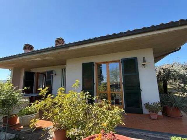 Villa Indipendente in vendita a Terricciola, Toscana