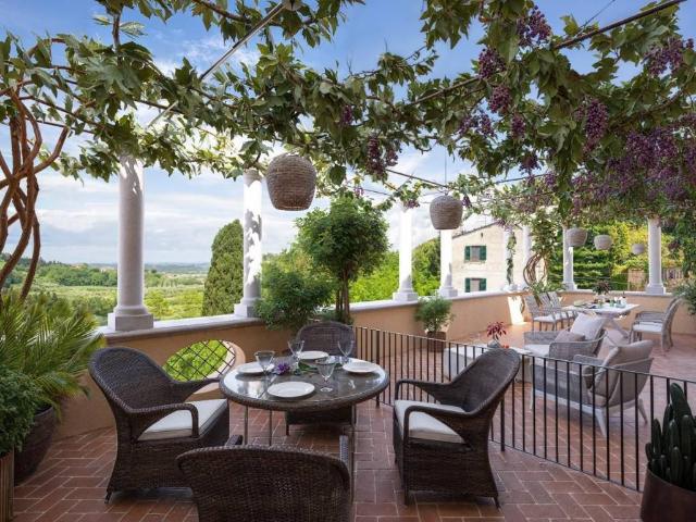 Villa Indipendente in vendita a Casciana Terme Lari, Cevoli