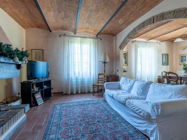 Villa Indipendente in vendita a Casciana Terme Lari, Cevoli