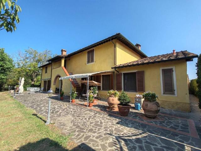 Villa Indipendente in vendita a Casciana Terme Lari, Casciana Terme