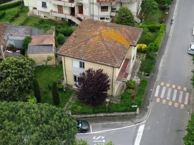 Villa Indipendente in vendita a Casciana Terme Lari, Perignano