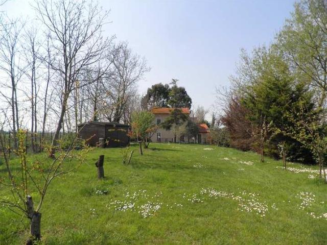 Villa Indipendente in vendita a Navacchio, Cascina