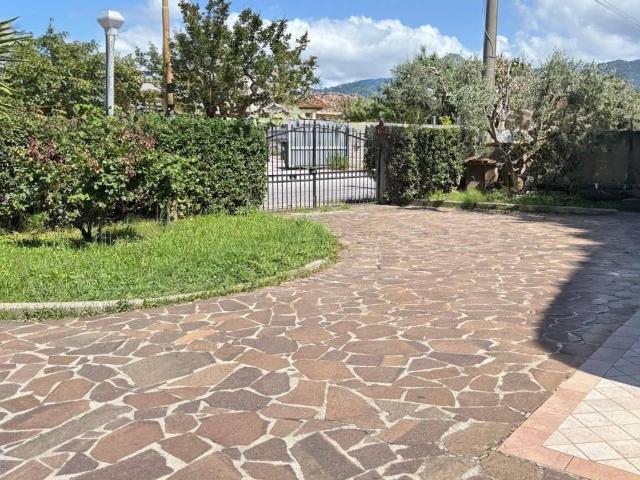 Villa Indipendente in vendita a Marciana, Cascina