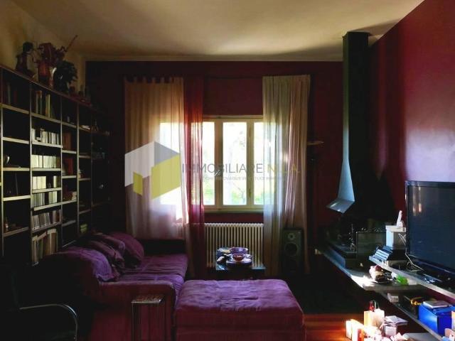 Villa Indipendente in vendita a Cascina, Toscana