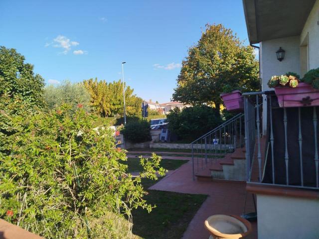Villa Indipendente in vendita a Cascina, Toscana
