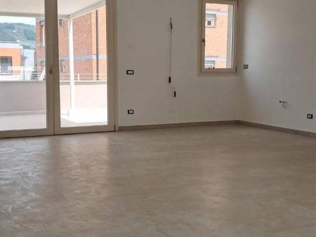 Villa Indipendente in vendita a Cascina, Toscana