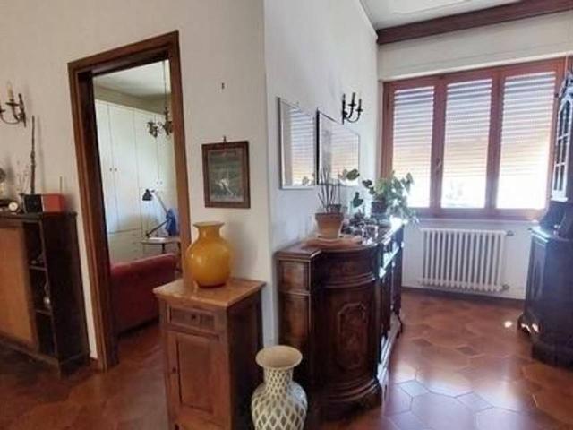 Villa Indipendente in vendita a Navacchio, Cascina