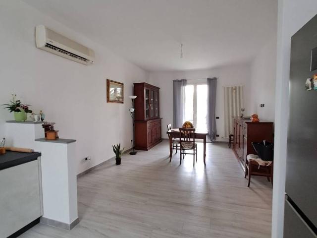 Villa Indipendente in vendita a San Benedetto, Cascina