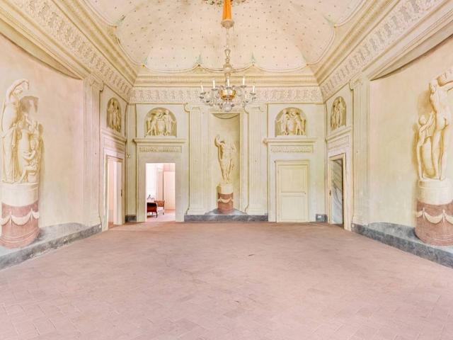 Villa Indipendente in vendita a Navacchio, Cascina